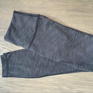 🖤🤍 LULULEMON wunder under leggings •